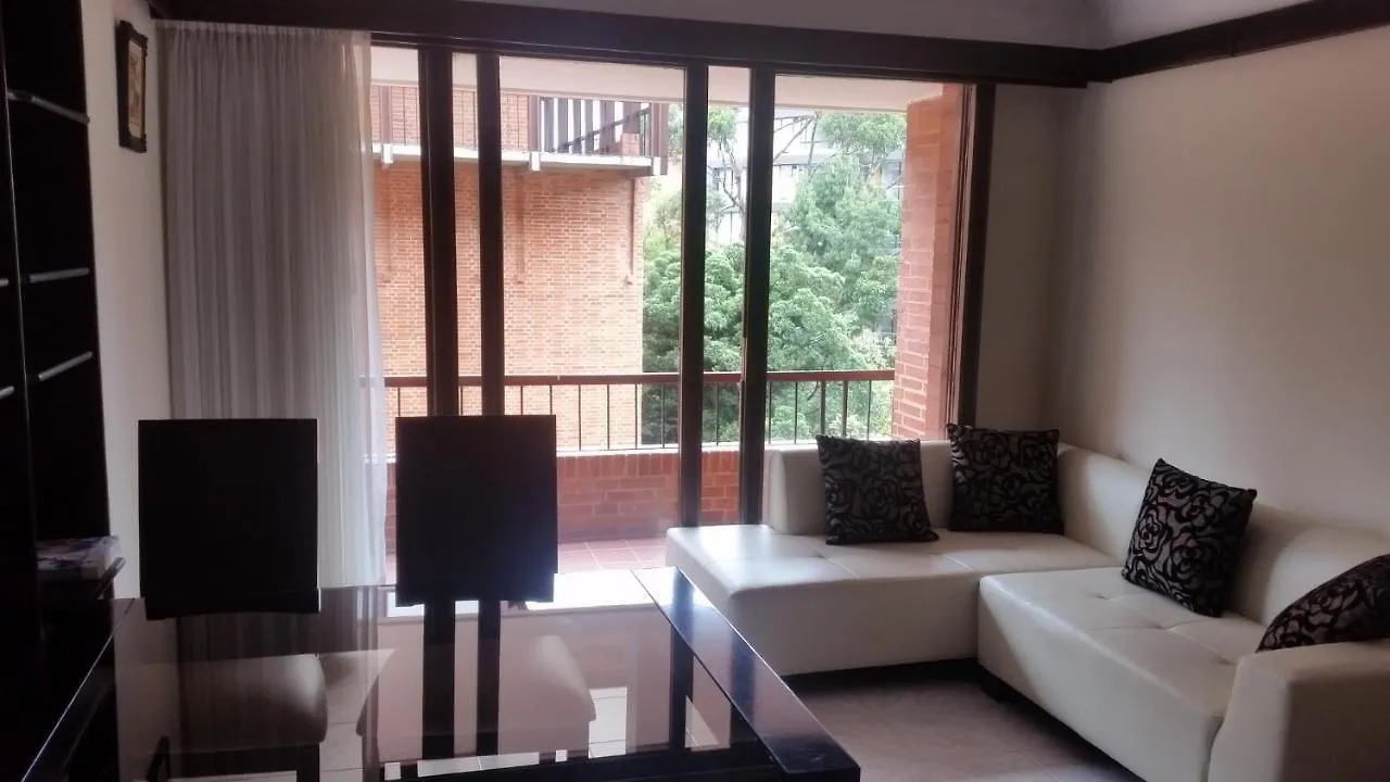 Aparthotel Suites Studio Plenitud Bogota